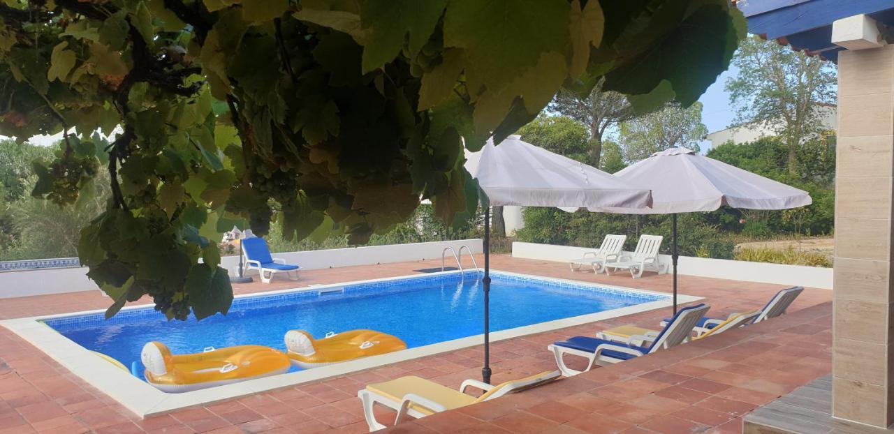 Sondela Self Catering Villa São Martinho do Porto Buitenkant foto